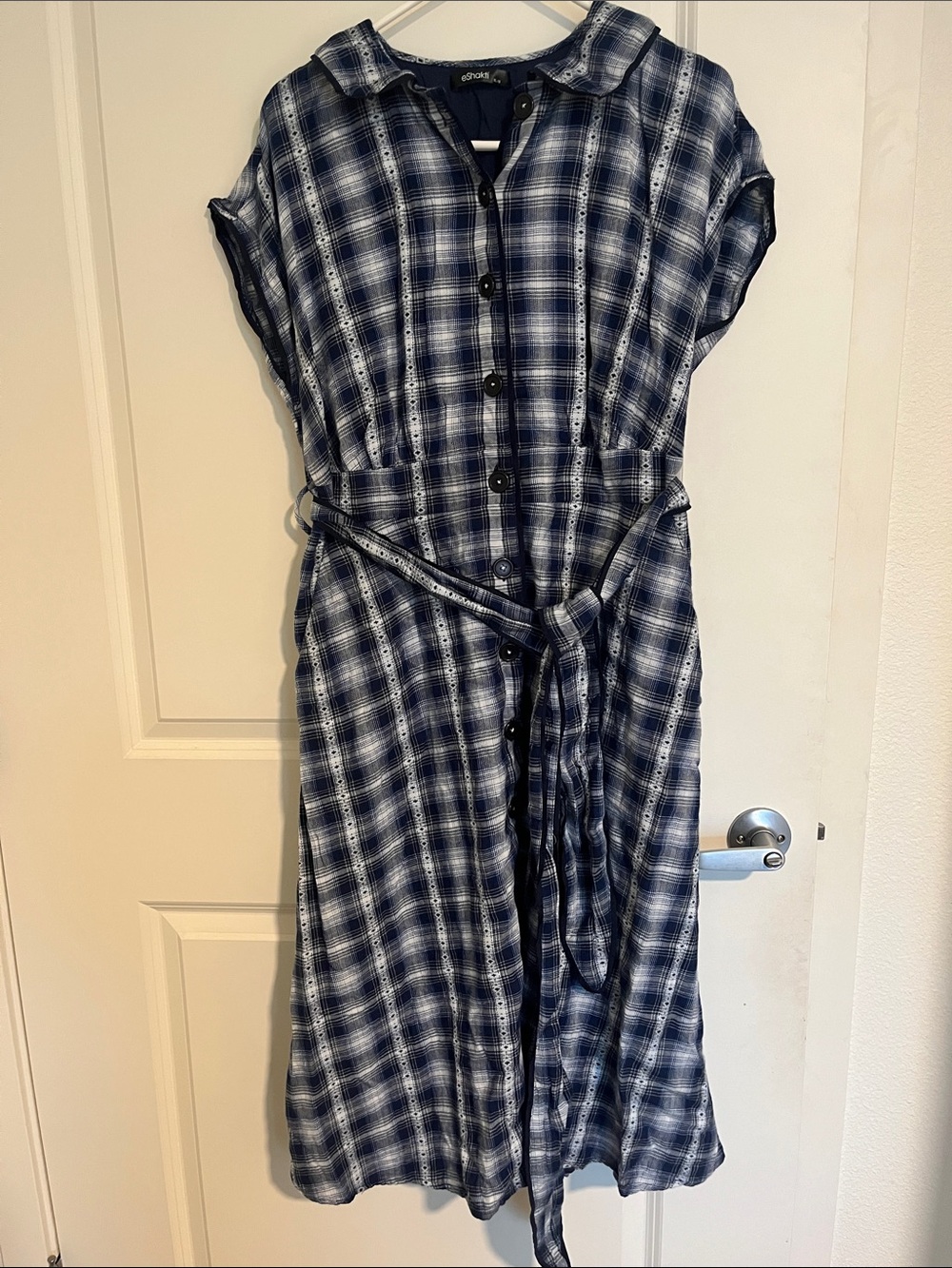 ALOHAS Navy and White Plaid Midi Shirt Dress with Tie Waist